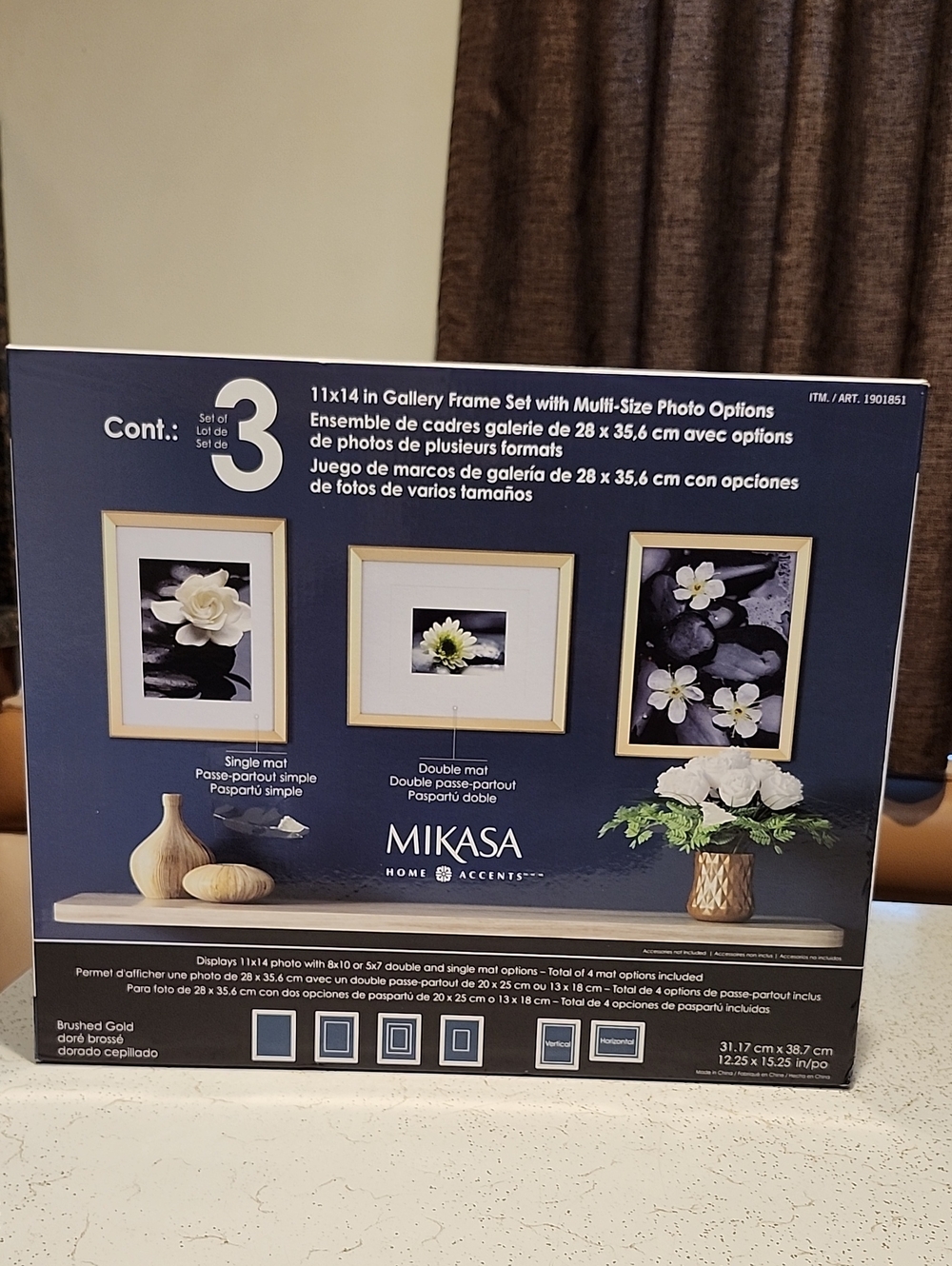 Mikasa Brushed Gold Gallery Frame Set - Navy Backing